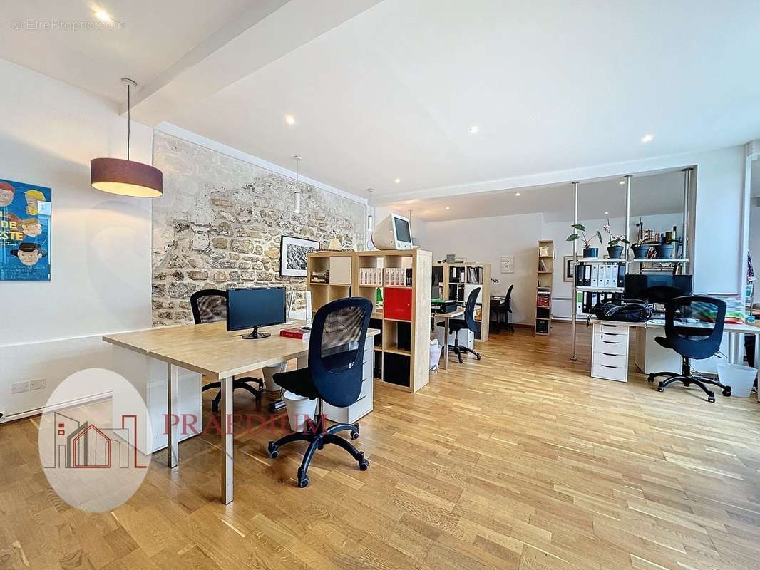 Commerce à IVRY-SUR-SEINE