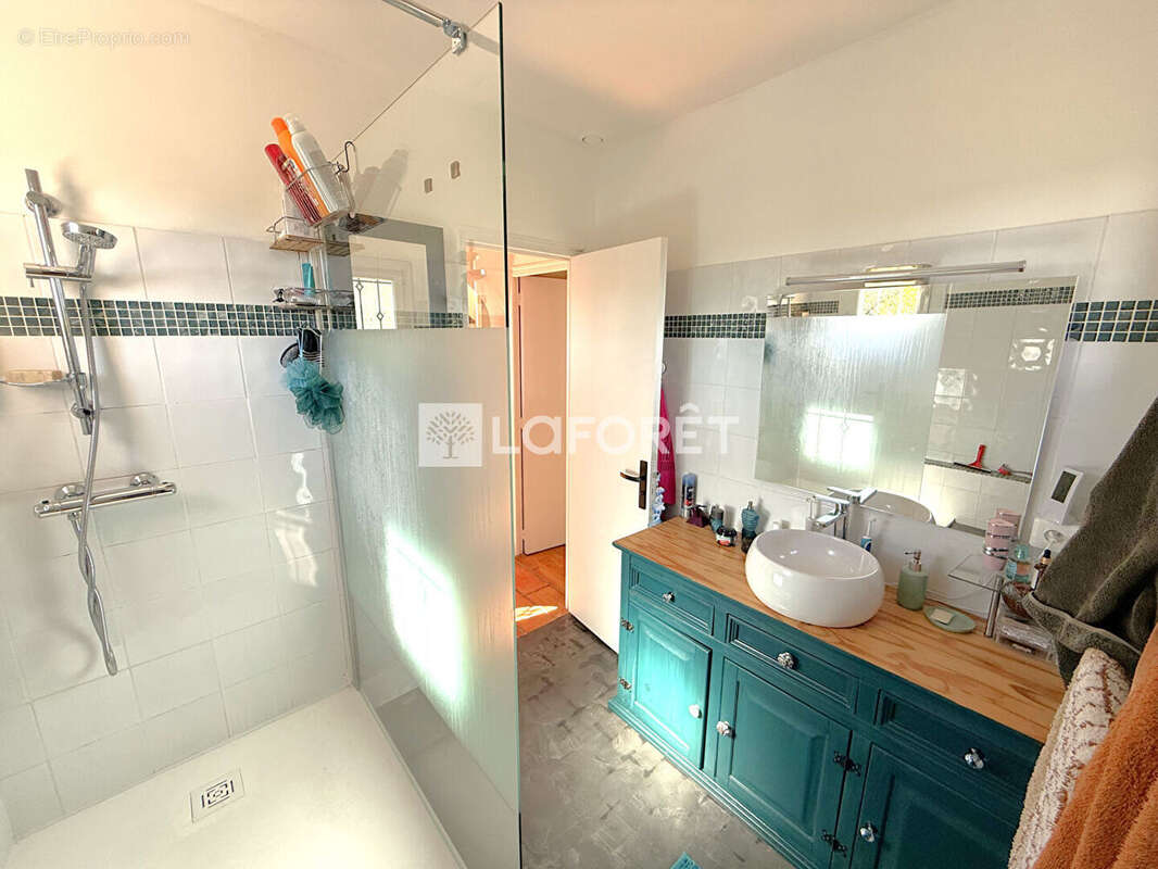 Maison à SAINT-MAXIMIN-LA-SAINTE-BAUME