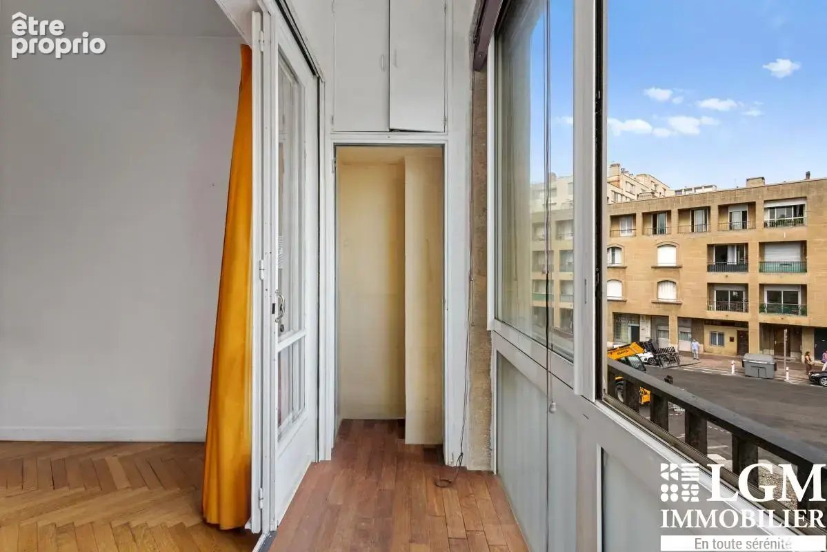 VIEUX-PORT – Exceptionnel T3 65 m² – Vue panoramique – Fernand POUILLON - photo 13
