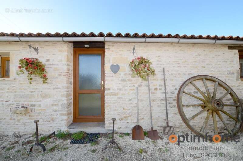 Maison à MAUPREVOIR