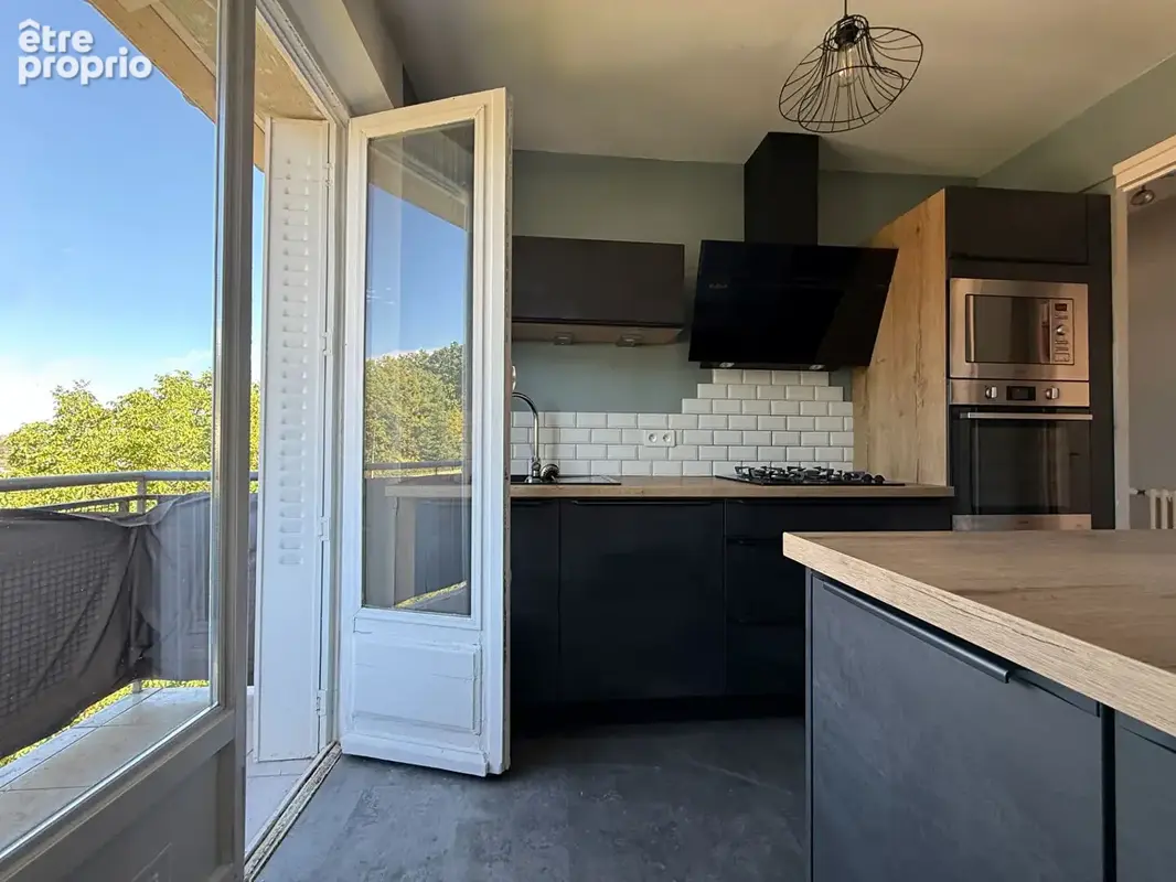 Appartement quartier de la gare, 2 chambres, balcon - photo 2