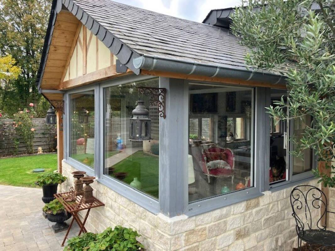 Maison à PONT-L'EVEQUE