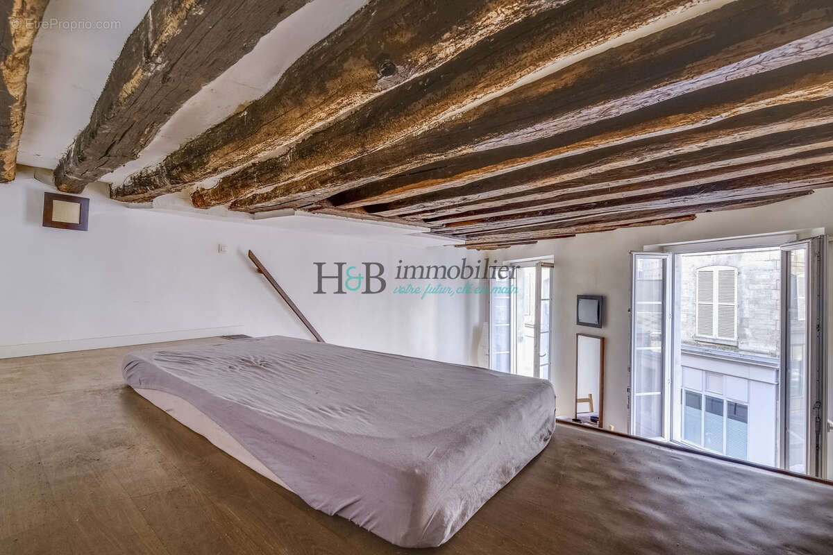 Appartement à PARIS-12E