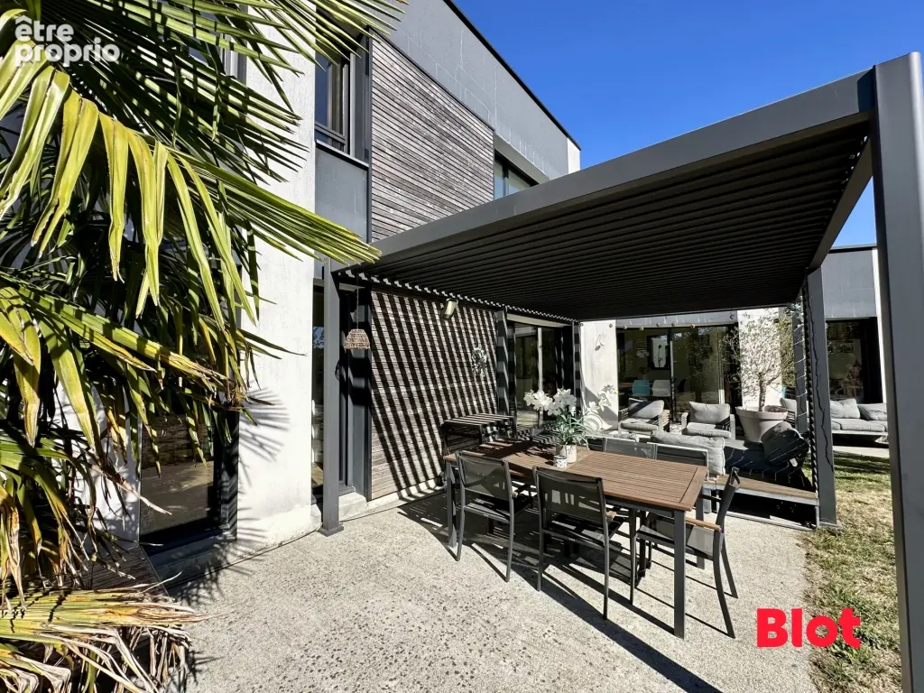 Maison 6 pièces 170 m² à vendre à Breteil (35160) - photo 1