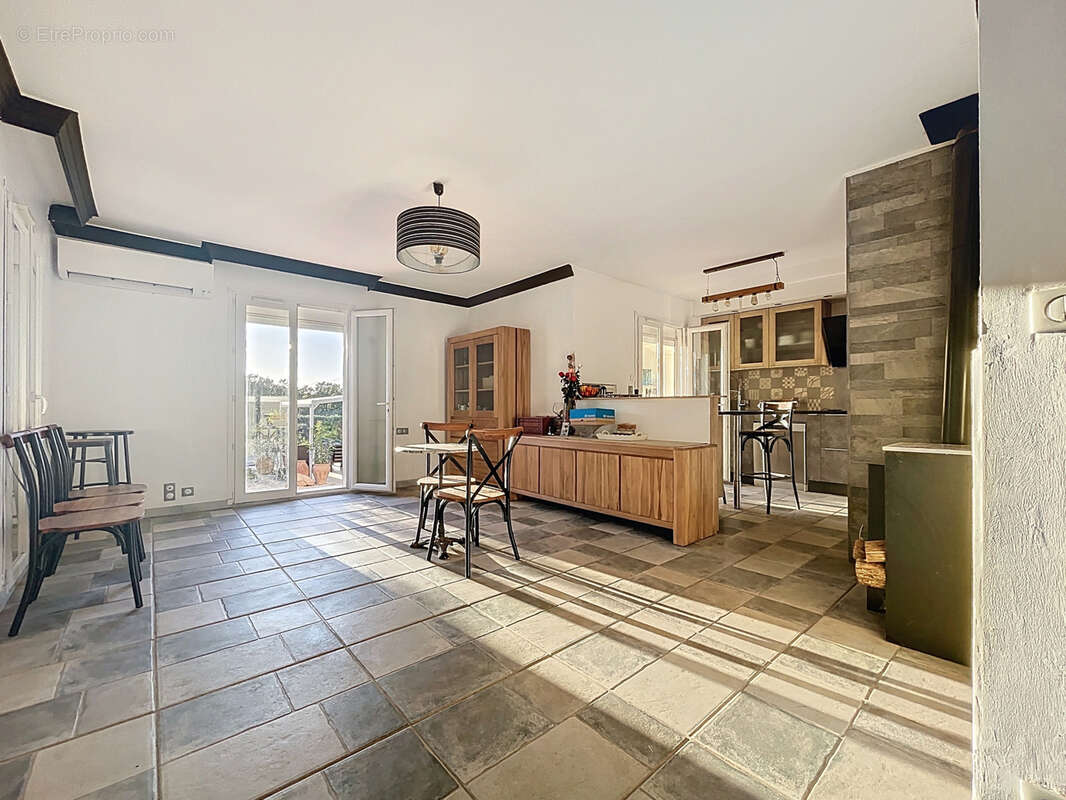 Maison à LAROQUE-DES-ALBERES