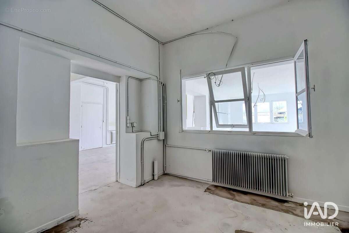 Photo 4 - Commerce à CHATILLON-COLIGNY