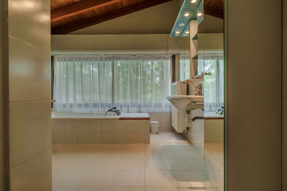 Propriété d'exception sur 35ha avec lac privé et vue panoramique - photo 18