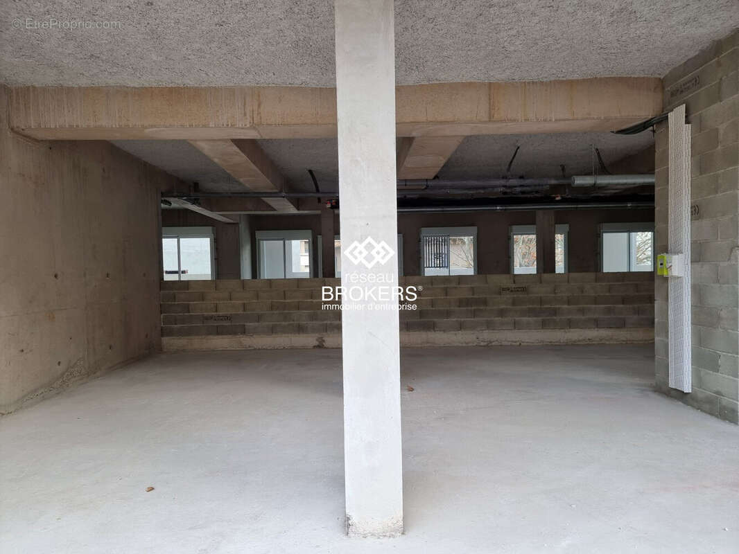 Commerce à CLERMONT-L&#039;HERAULT