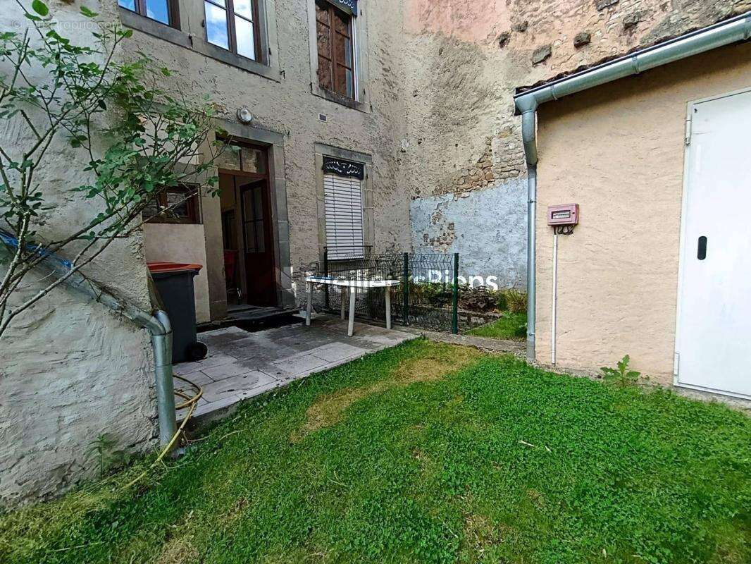 Appartement à BOURBONNE-LES-BAINS