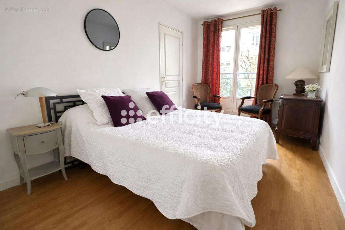 Appartement à PARIS-10E