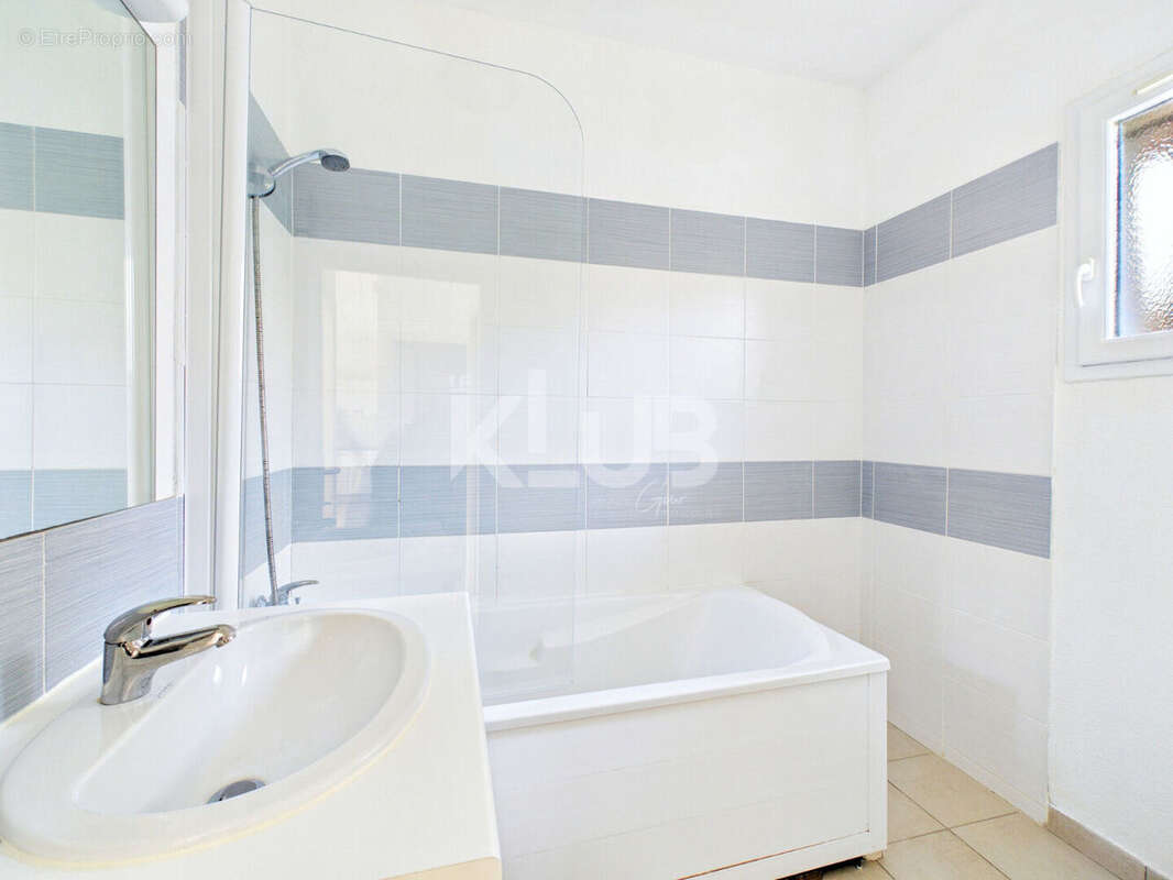 Appartement à POGGIO-MEZZANA