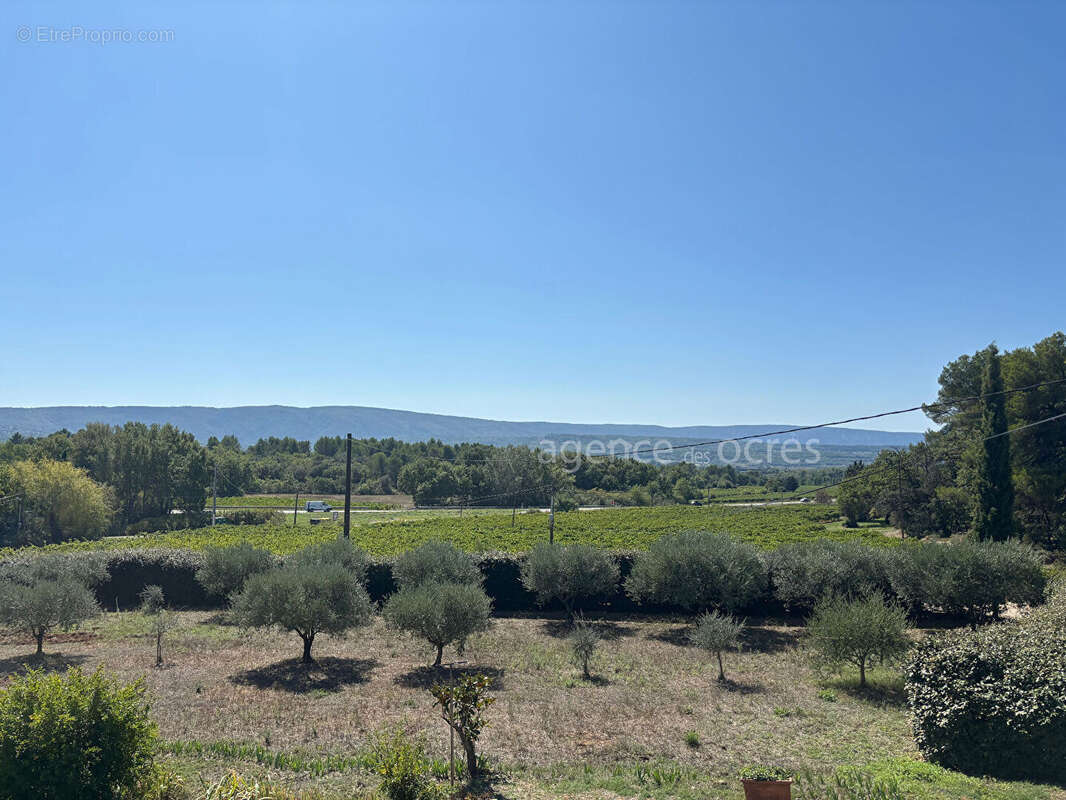 Maison à BONNIEUX