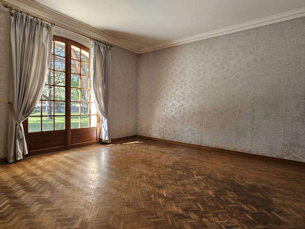 Maison à LABARTHE-SUR-LEZE