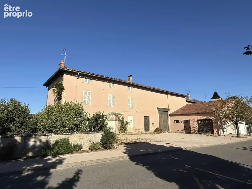 Photo Maison à Senozan au prix de 330 000€