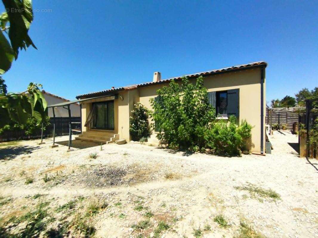Maison 102 m² à Camaret-Sur-Aigues  - photo 4
