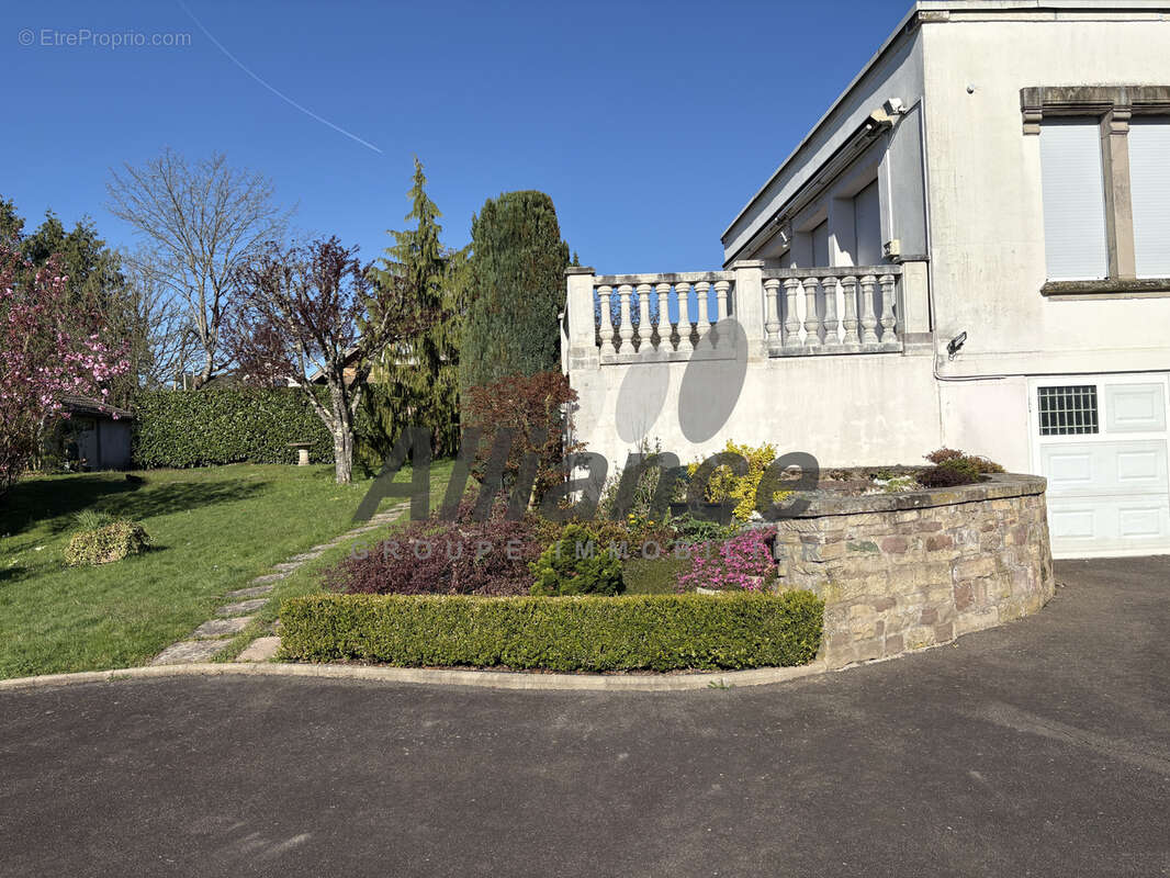 Maison à LUXEUIL-LES-BAINS