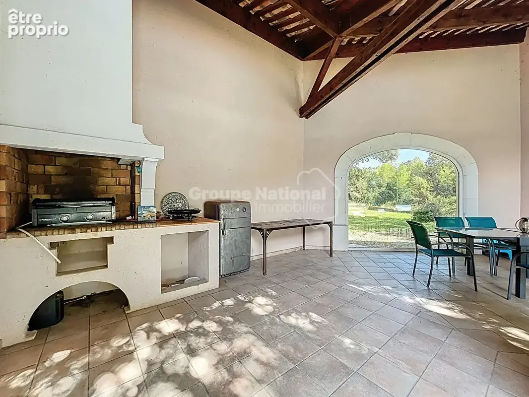 Maison Piolenc 190 m² sur terrain de 4528 m² arboré avec piscine - photo 10
