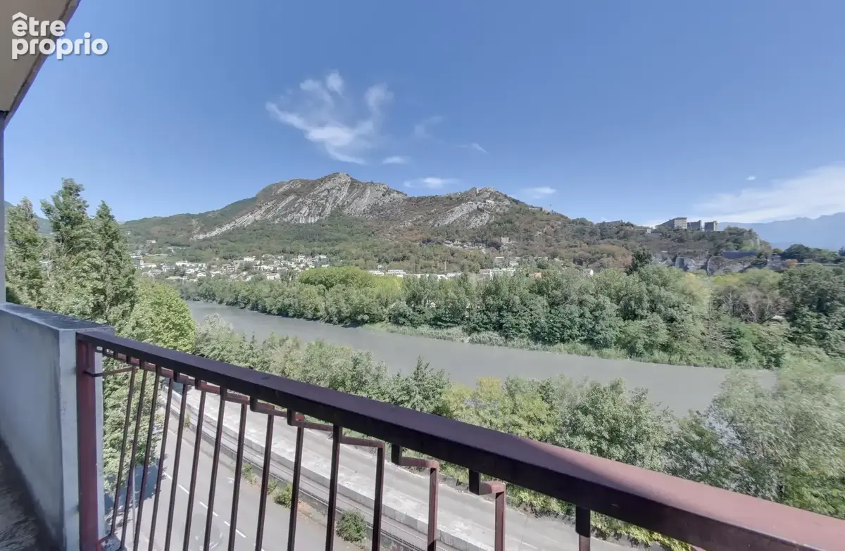 Appartement 76 m² à Grenoble  - photo 5