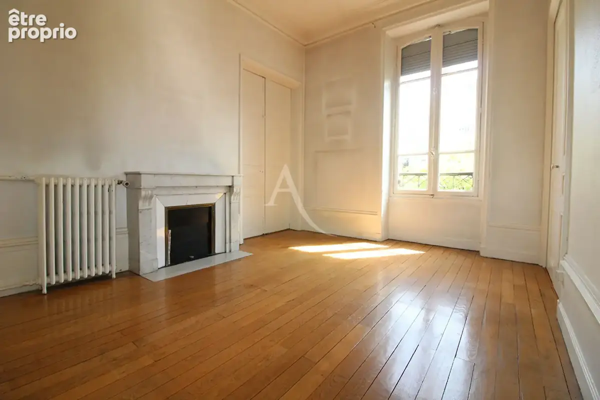 A VENDRE - Appartement T5 Boulevard de la République - photo 5