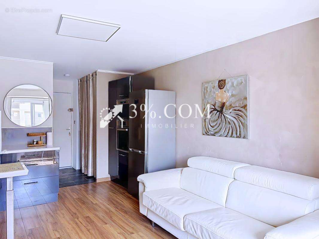 GRUISSAN RIVE DROITE   Appartement entièrement rénové, 29.2 - photo 8