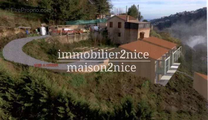 Terrain à NICE