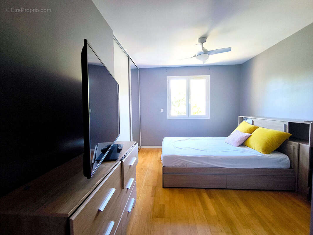 BADENS 11800 Maison rénovée avec appartement indépendant piscine sur plus de 3300 m² de terrain clos - photo 12
