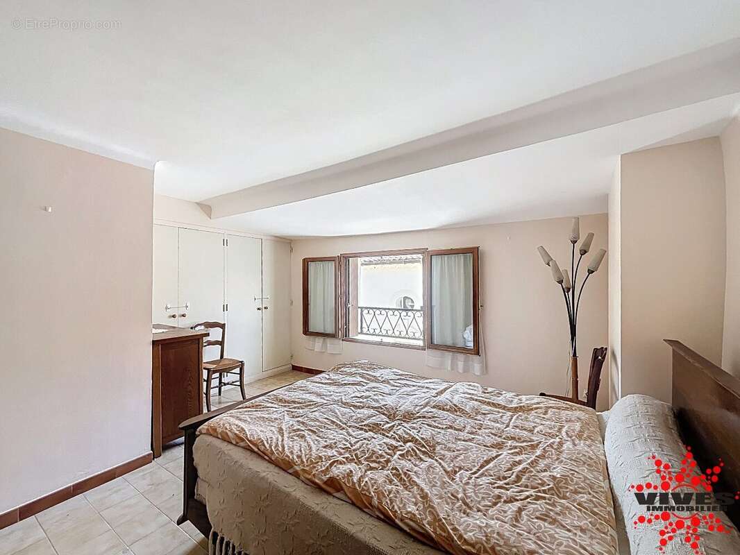 Maison à VILLENEUVE-LES-BEZIERS