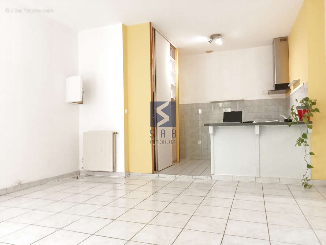 Appartement à LA VOULTE-SUR-RHONE