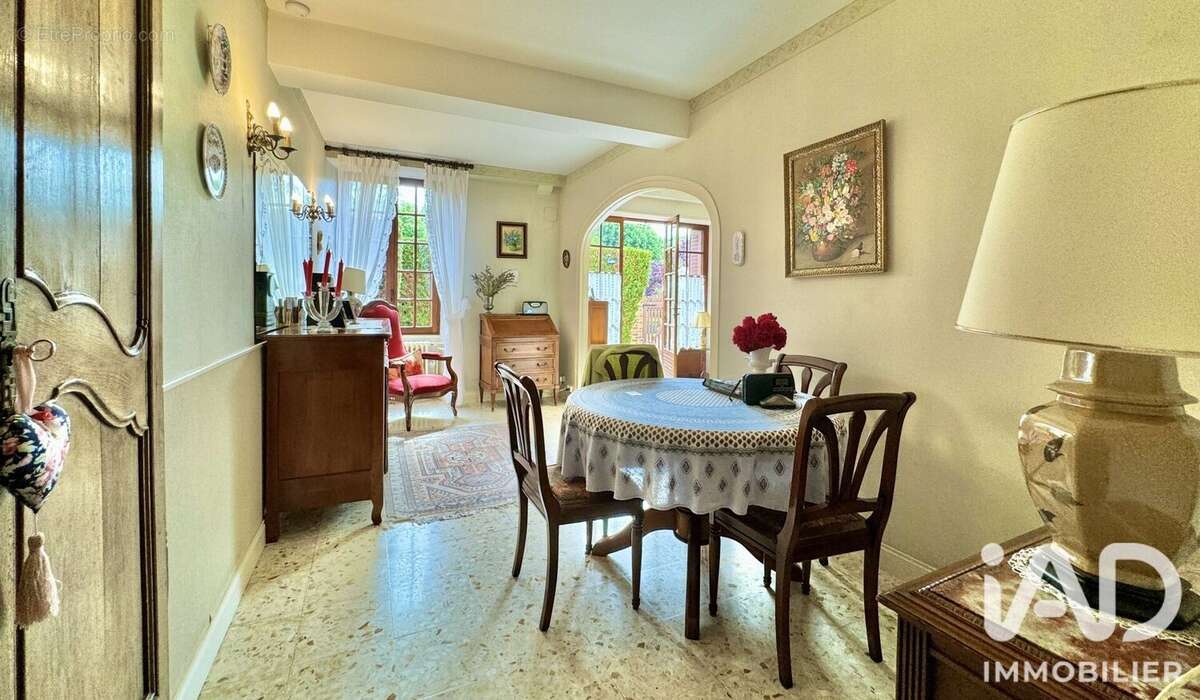 Maison 131 m² à Bazarnes  - photo 8