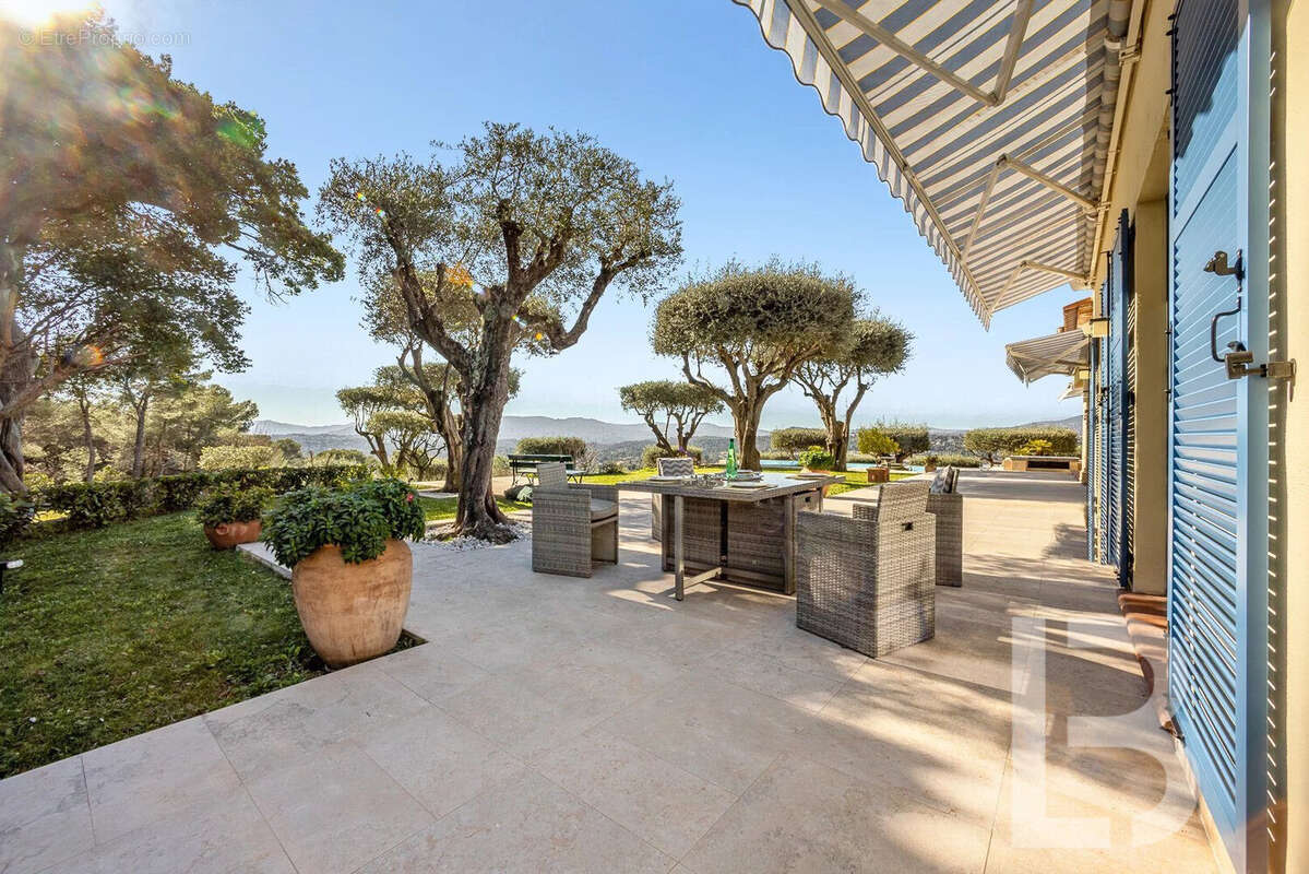 Maison à MOUANS-SARTOUX