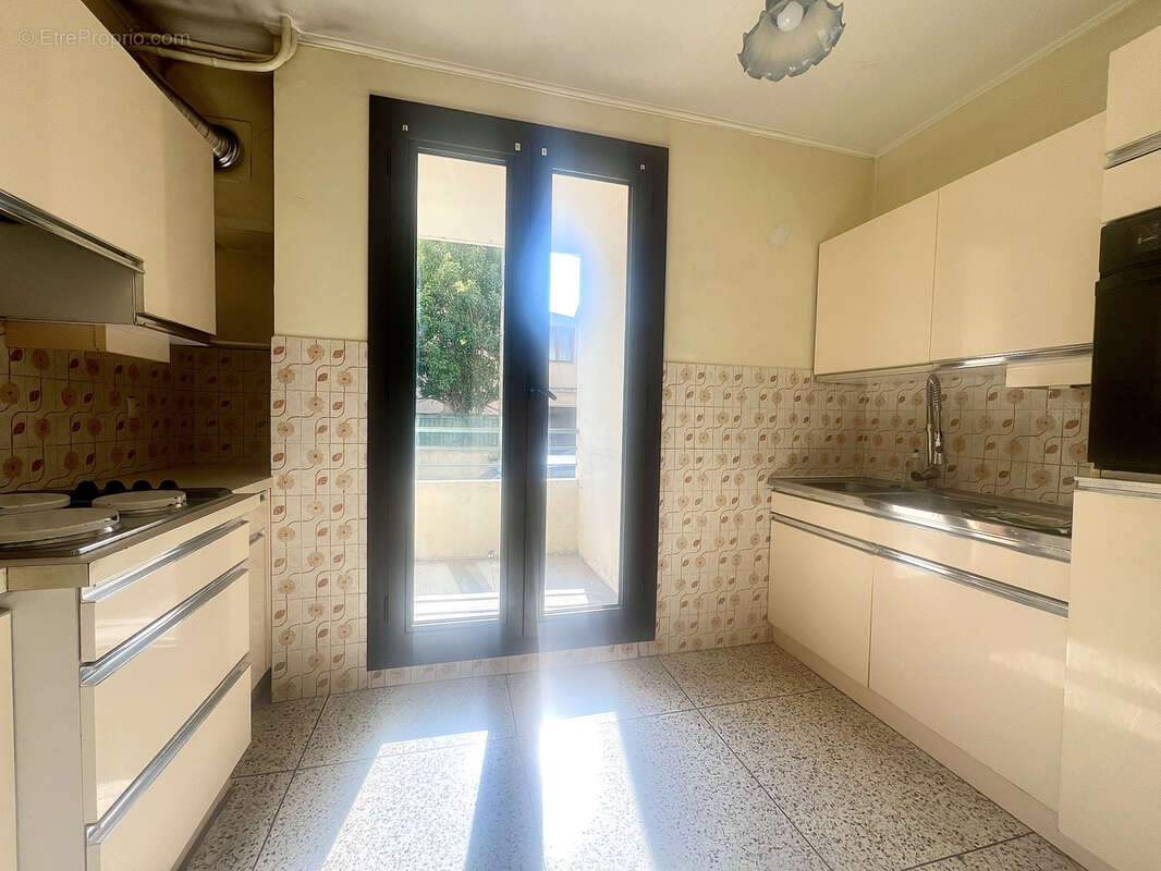 Appartement à MARSEILLE-13E