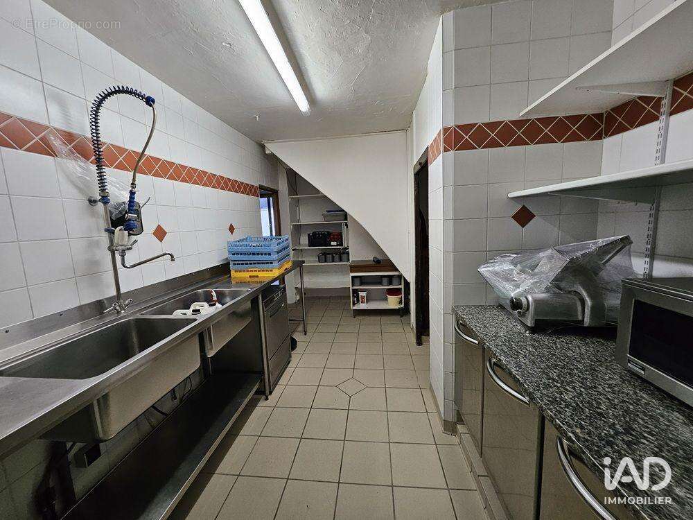 Photo 6 - Commerce à MASSIGNIEU-DE-RIVES