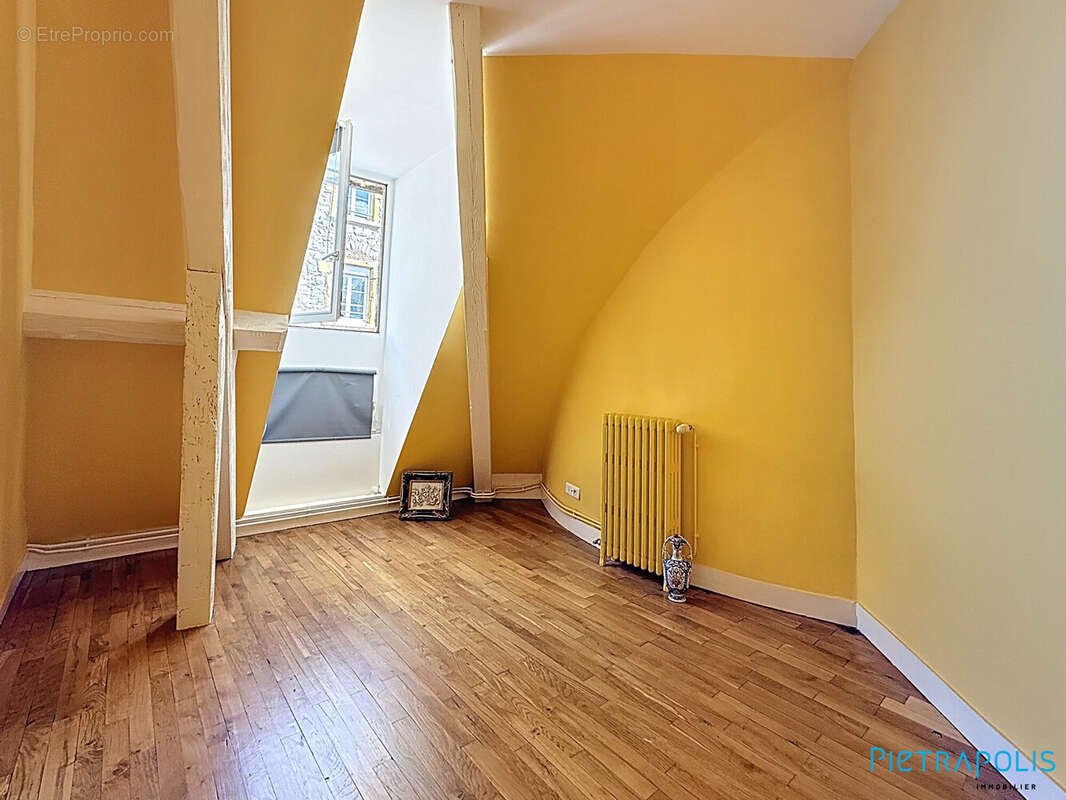Appartement 107 m² à Tarare  - photo 5