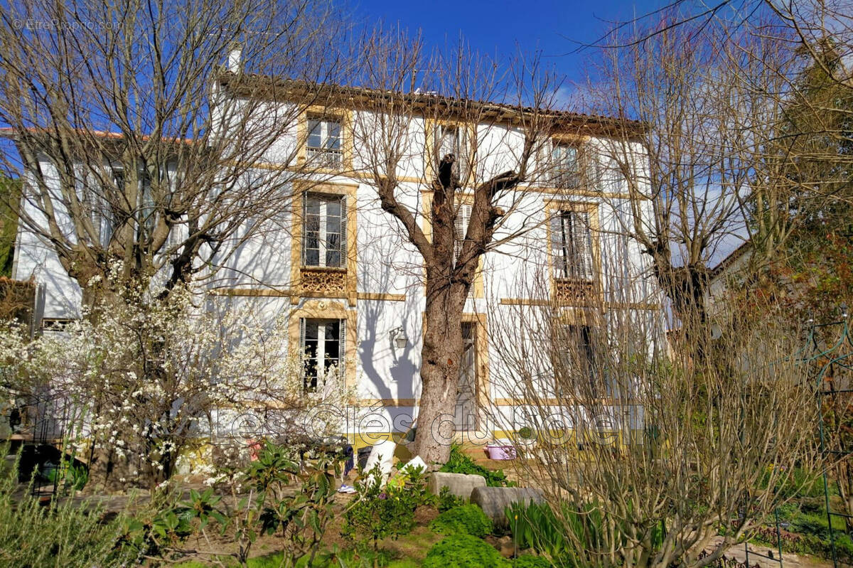 Maison à TOURVES
