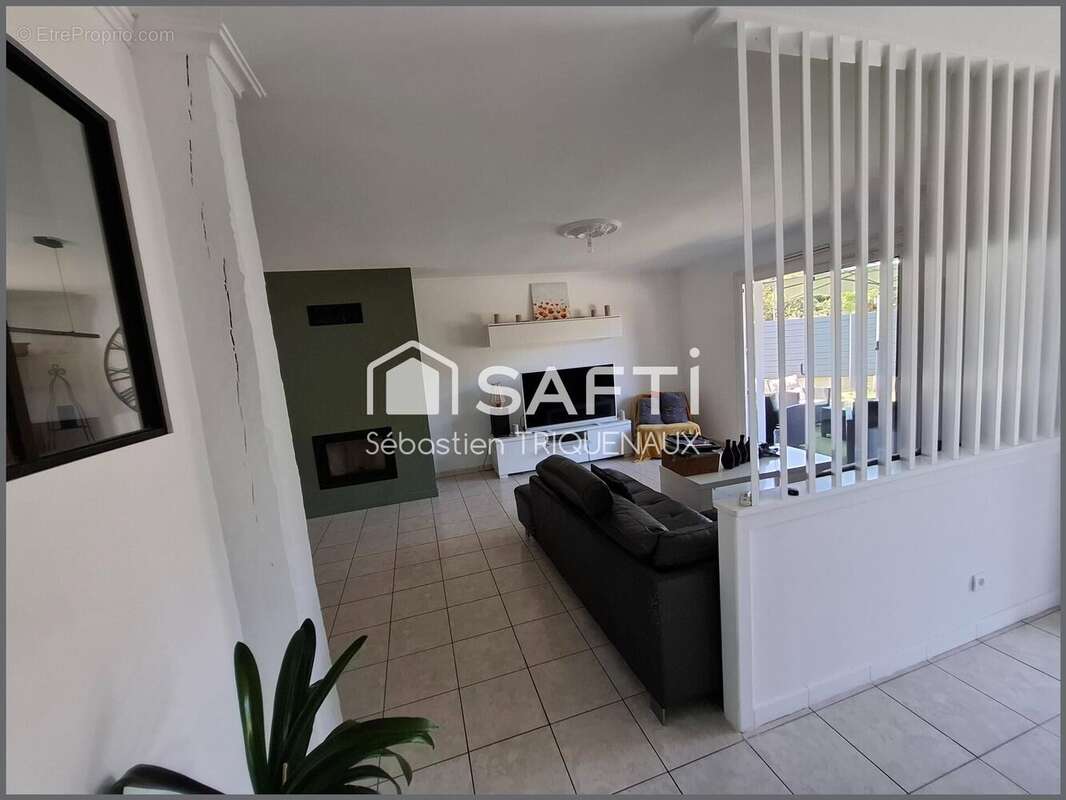 Photo 4 - Maison à AVRILLE