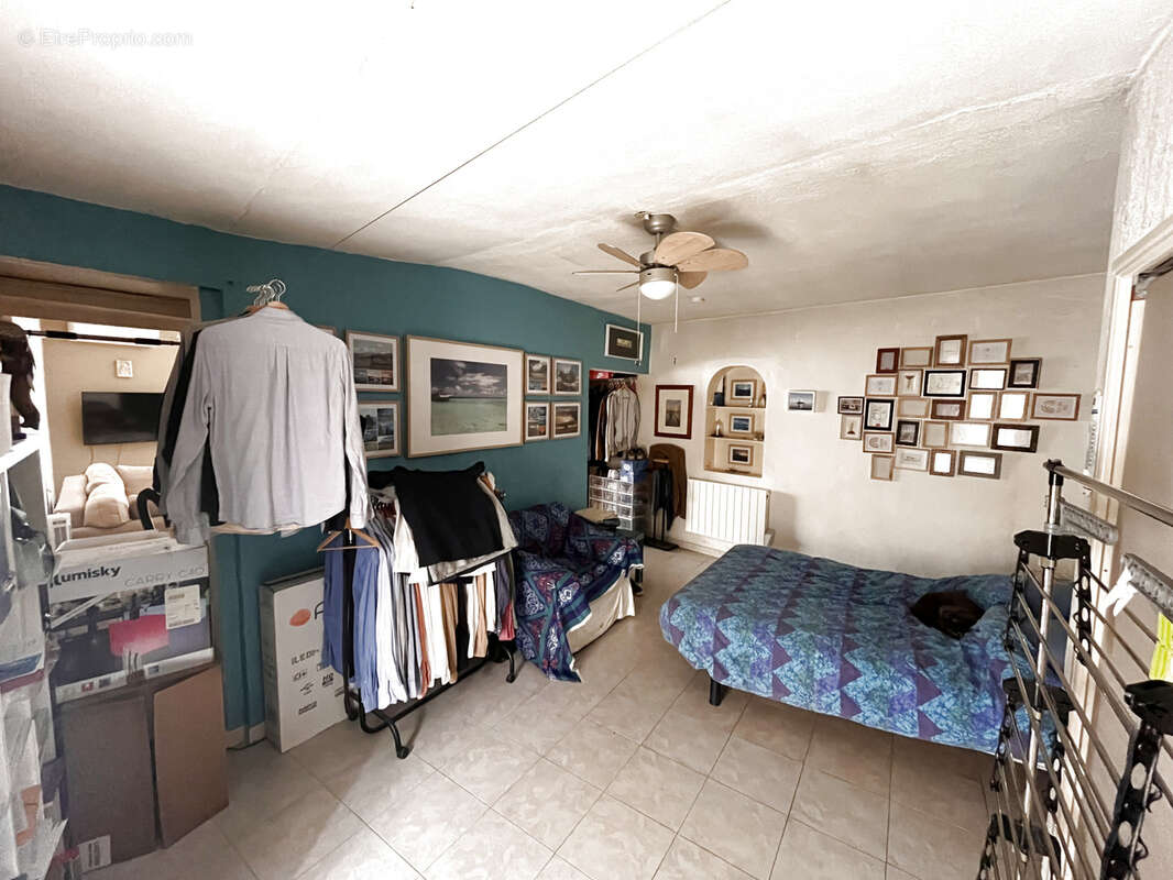 Appartement à MAUGUIO