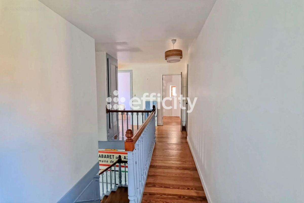 Maison à PIERRECLOS