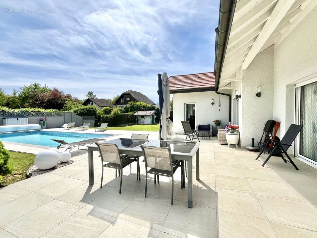 Maison à POISY