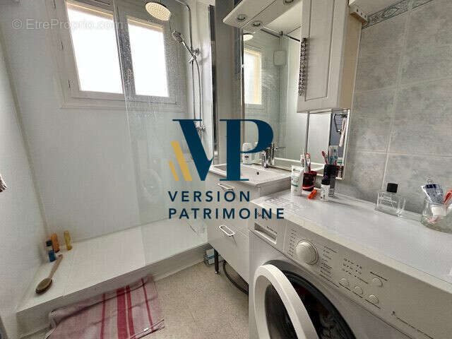 Appartement à SAINT-BONNET-AVALOUZE
