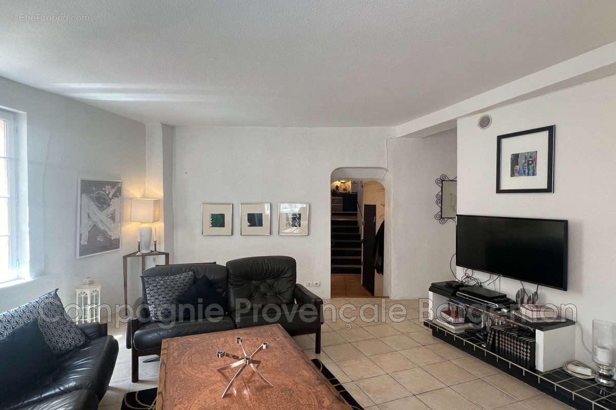 Appartement à BARGEMON