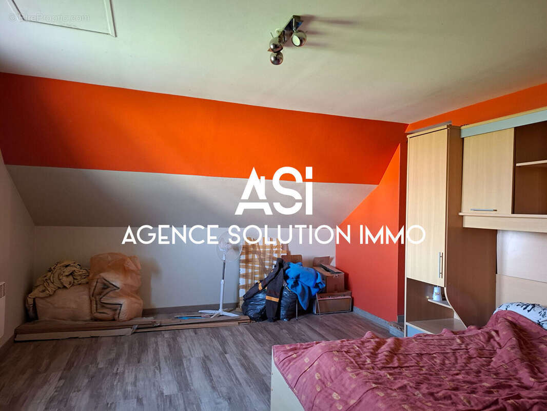 Maison à SAINT-JEAN-SUR-ERVE