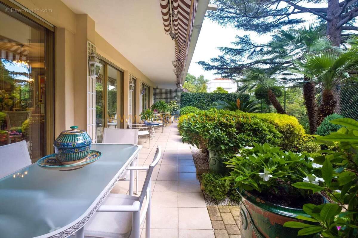 Appartement à CANNES