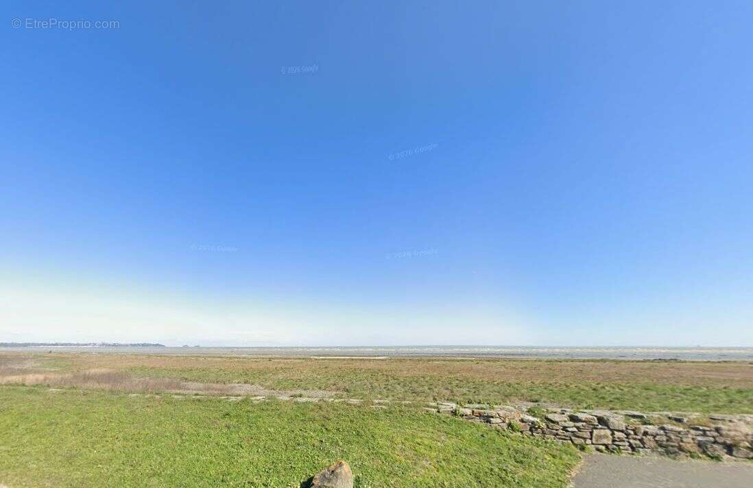 Terrain à LA GOUESNIERE