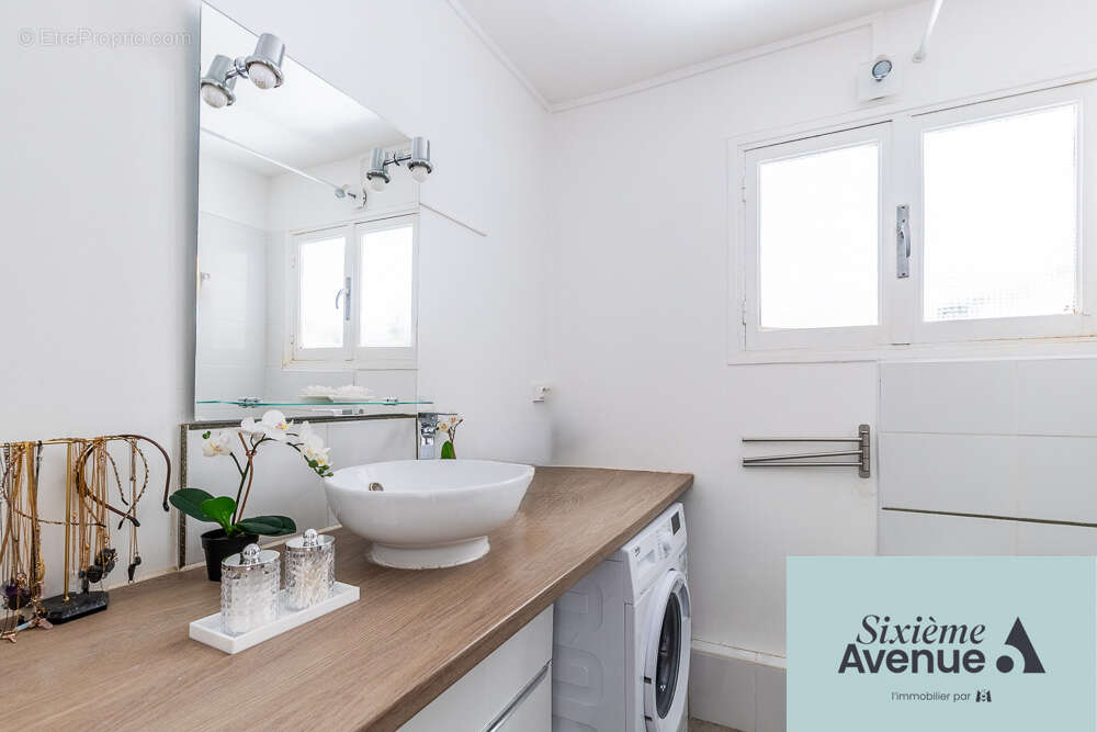 Appartement à CHILLY-MAZARIN