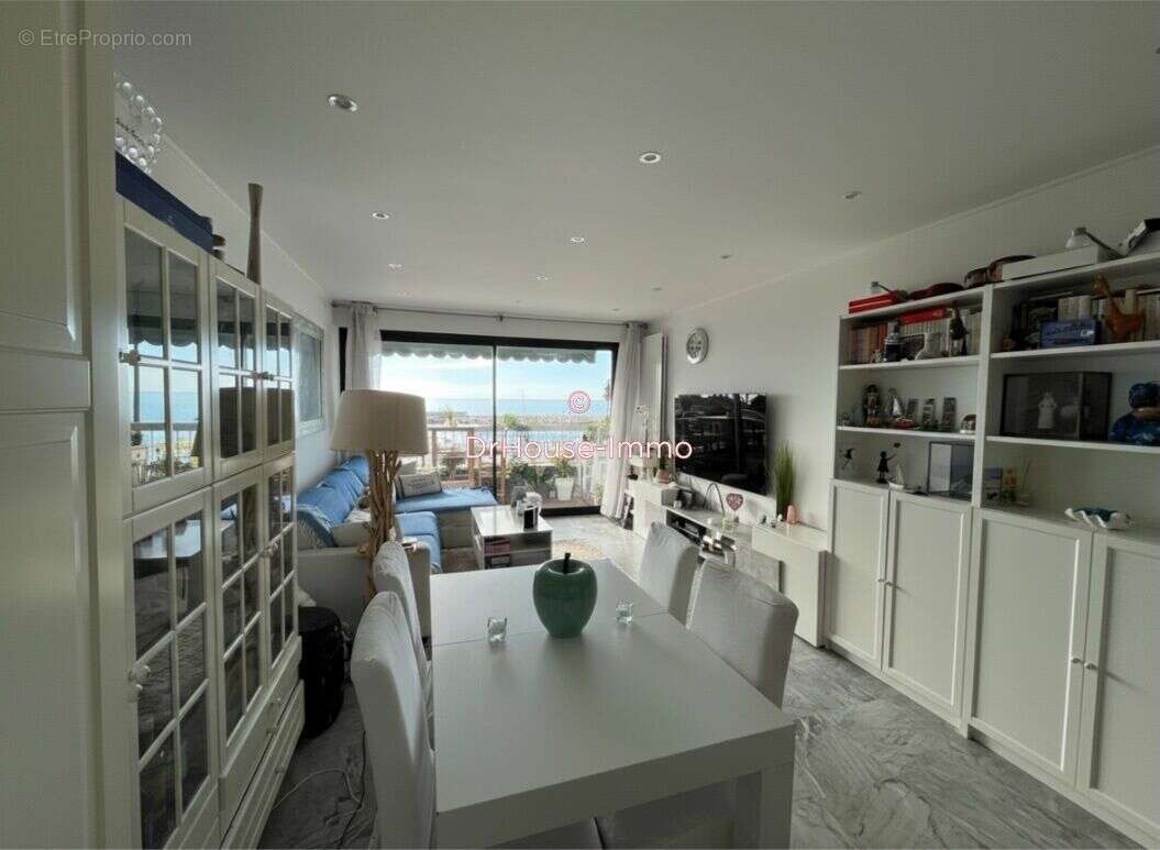 Appartement 54 m² à Roquebrune-Cap-Martin  - photo 10
