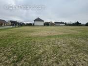 Photo 1 - Terrain à ROMORANTIN-LANTHENAY