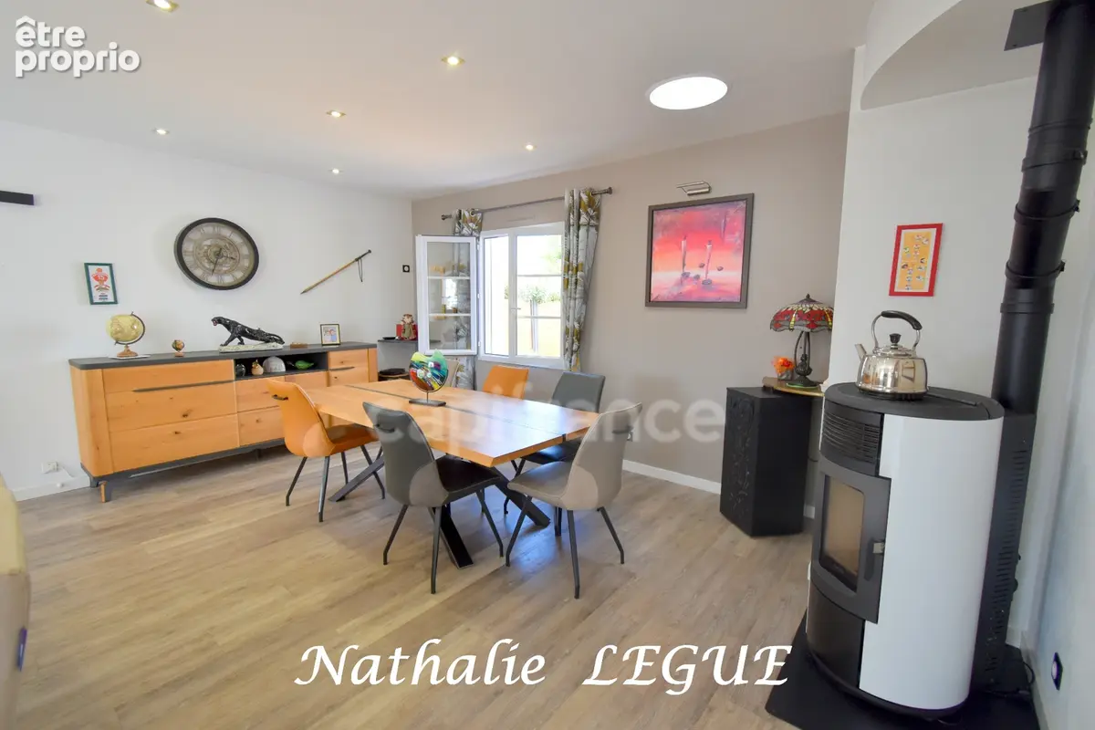 Vendée (85) entre CHALLANS et NOIRMOUTIER BEAUVOIR sur MER  Maison à vendre 8 pièces , 160 m², 4 chambres , 1 bureau ,3 WC garag - photo 21