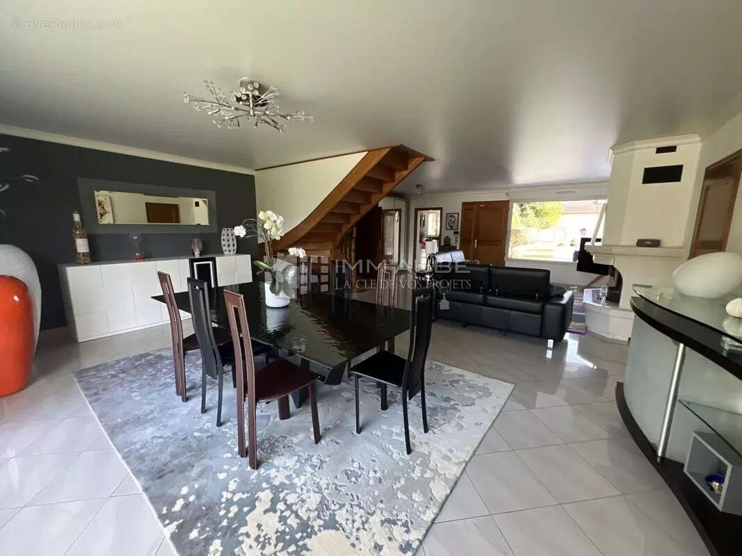 Maison à NOGENT-SUR-SEINE