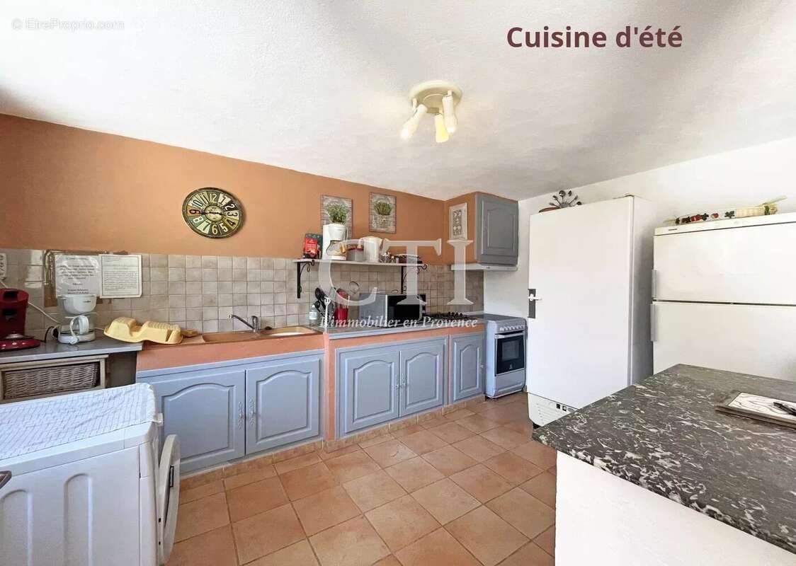 Maison à VAISON-LA-ROMAINE