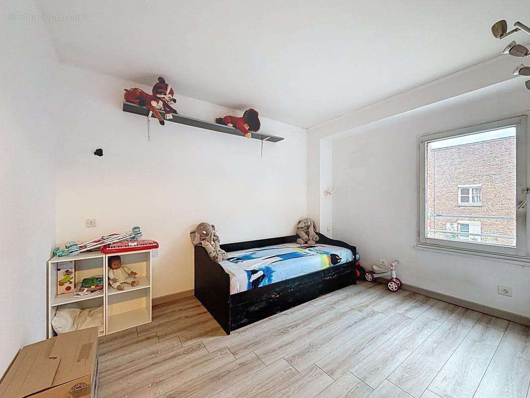 Maison à MONTIGNY-LE-BRETONNEUX